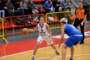 Valentina Bonasia impegnata con la Nazionale